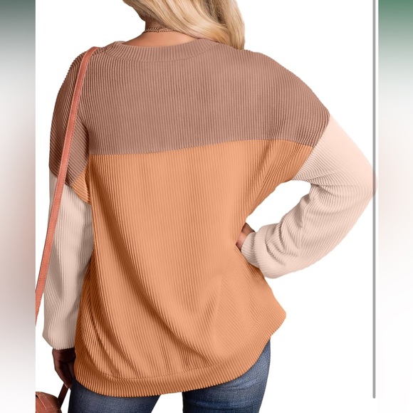 Colorblock Ribbed Sweater - Picture 5 of 6